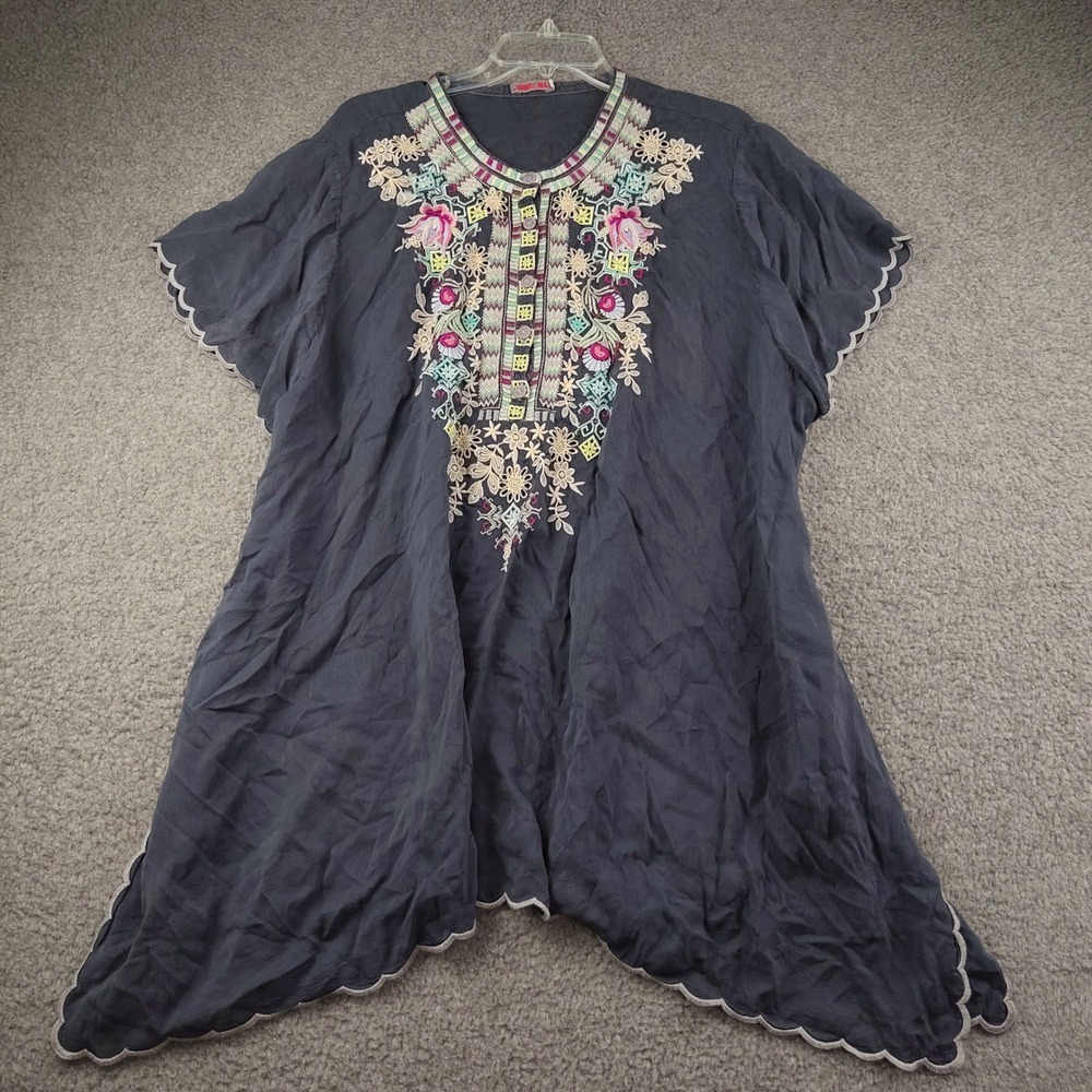 Johnny Was Tunic Sz 3X Boho Embroidered Scallop Rayon Grey Peasant Festival EUC